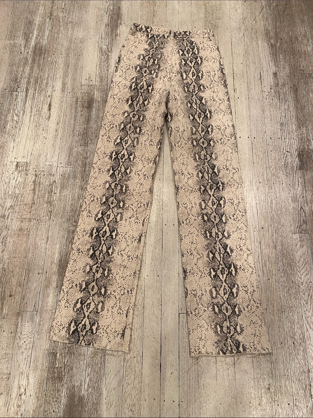 Zara Beige Snake-Print Flare Jeans GOOD CONDITION SIZE 4 - Picture 9 of 12
